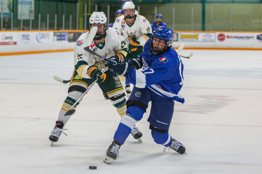 Alexandre Valade GALLERY: Valade pots pair as Cubs down Vikings | NOJHL League Site
