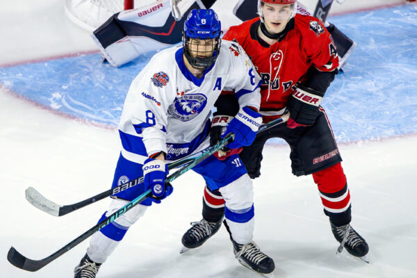 VIDEO/GALLERY: Cubs drop Bearcats to hit win column at Centennial Cup