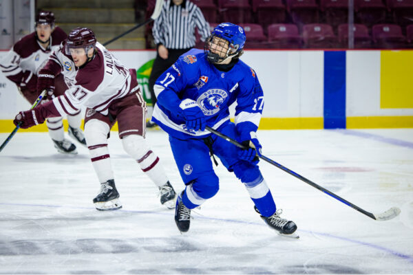 VIDEO/GALLERY: Flin Flon tops Sudbury in Centennial Cup action Monday
