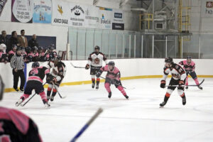Hearst handles French River for 6th straight win